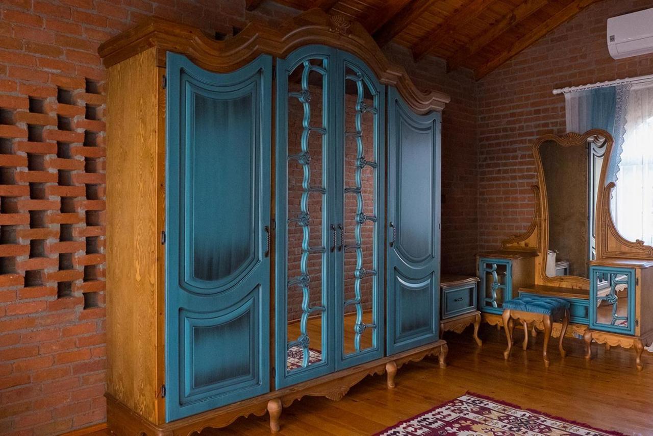 Iznik Askania Eksteriør billede